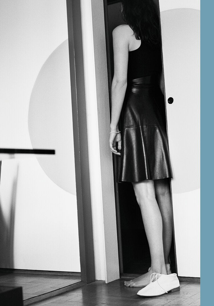 The Skirt Chronicles - Frab's Magazines & More